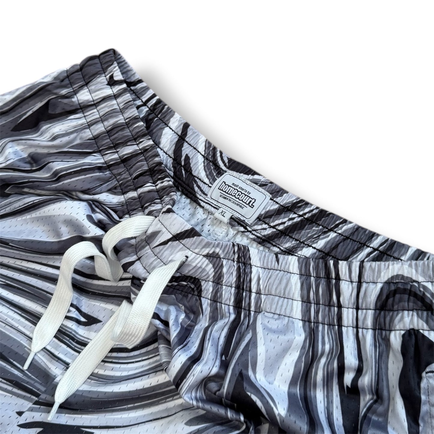 Mesh shorts: grey swirl